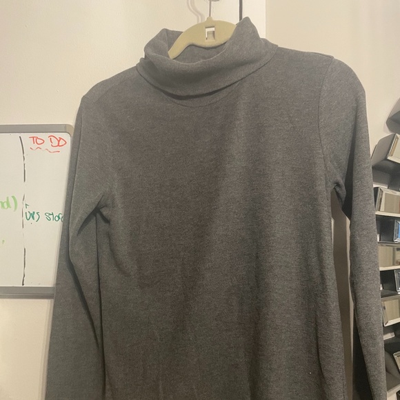 Uniqlo Sweaters - Uniqlo Heattech Fold Over Turtle Neck in Gray